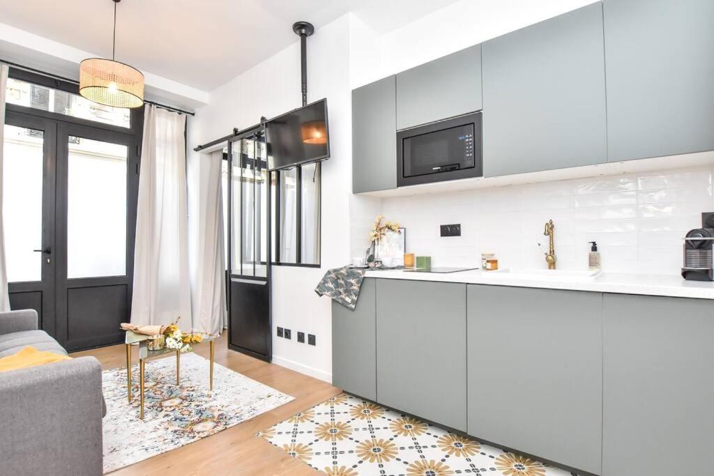 Charming Flat In Montmartre - Imhost Apartment Paris Exterior photo